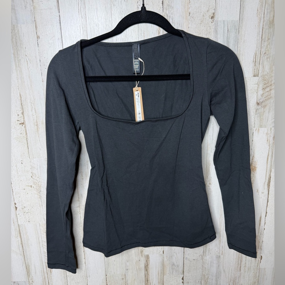 SKIMS Scoop Neck Long Sleeve Top